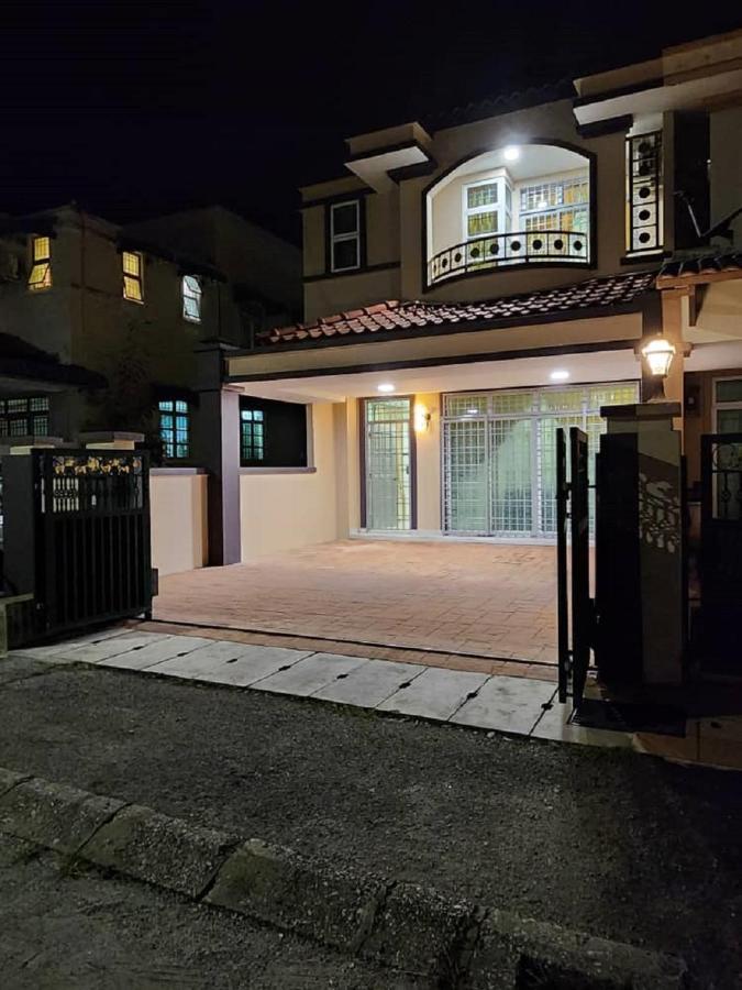 Galaxy Guest Home By Ipoh Maju Stay Bagian luar foto