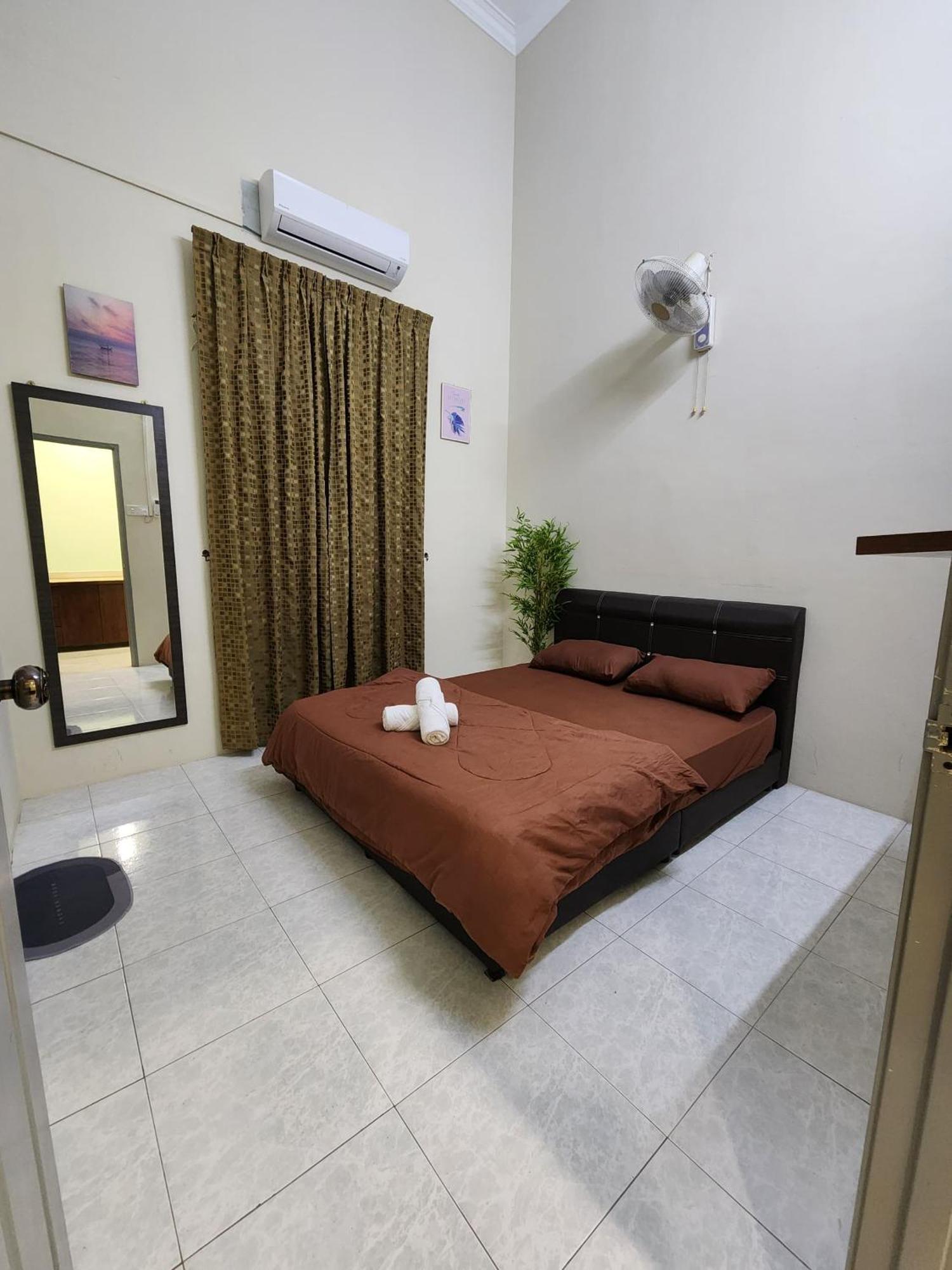 Galaxy Guest Home By Ipoh Maju Stay Bagian luar foto