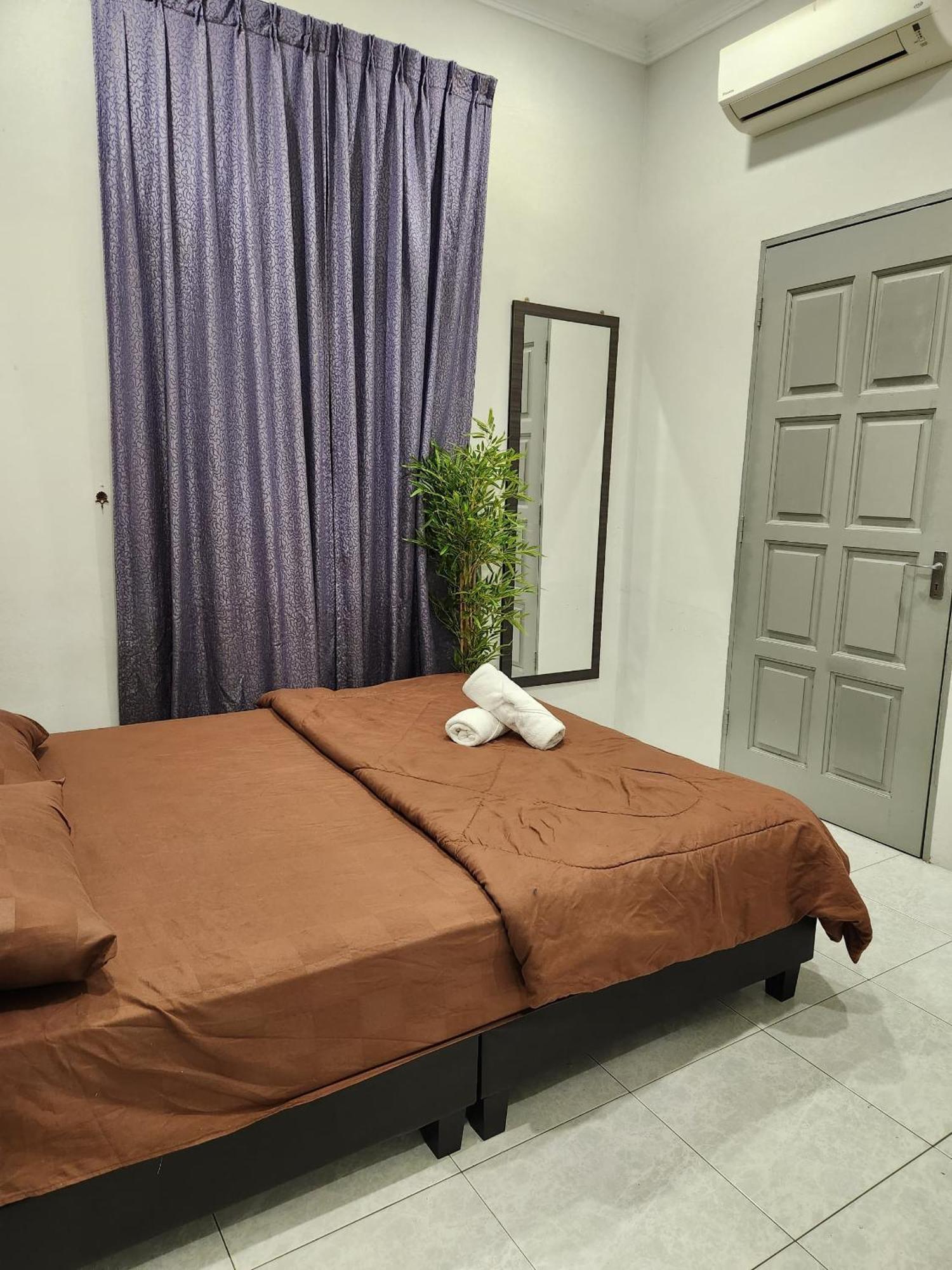 Galaxy Guest Home By Ipoh Maju Stay Bagian luar foto