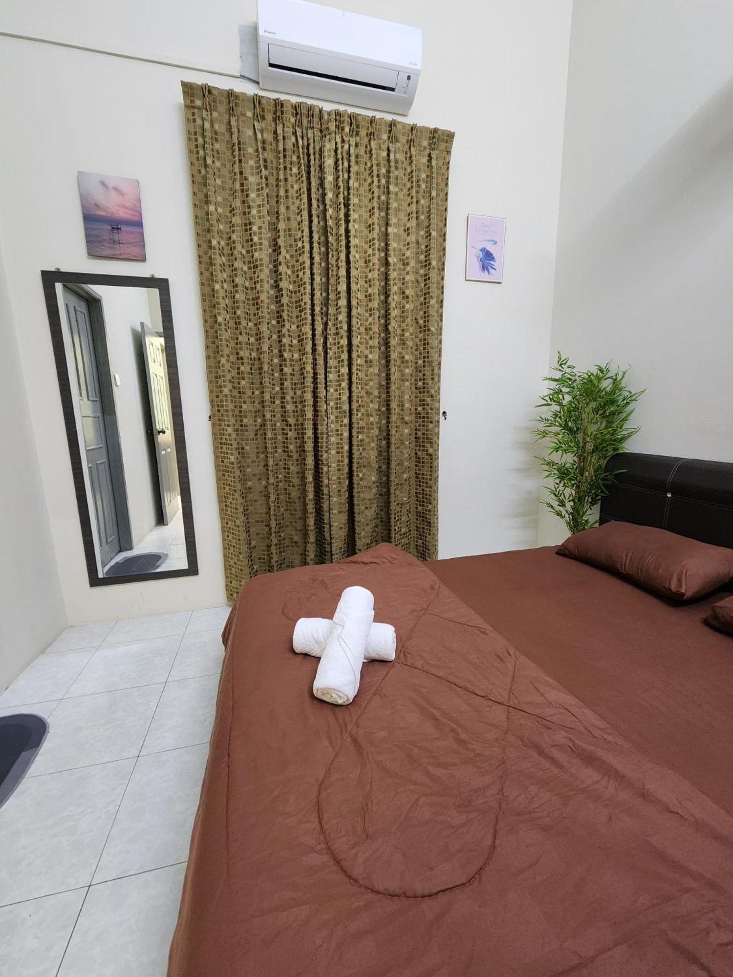 Galaxy Guest Home By Ipoh Maju Stay Bagian luar foto